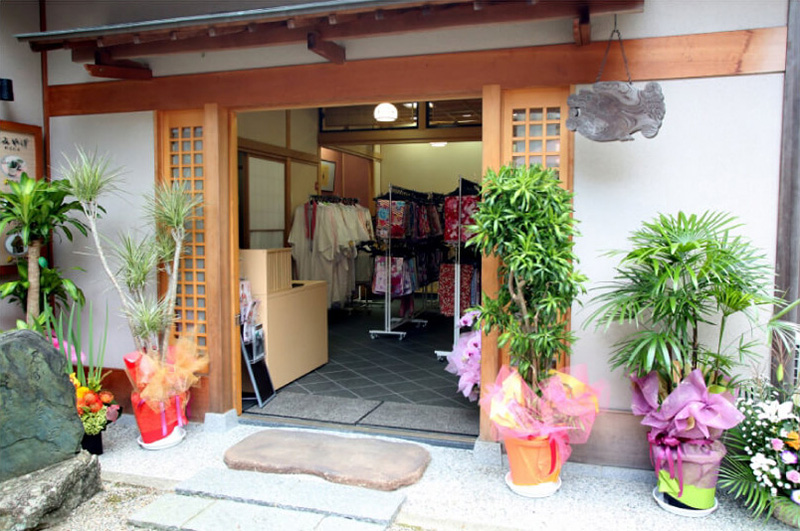 冈本和服租赁 祗园店