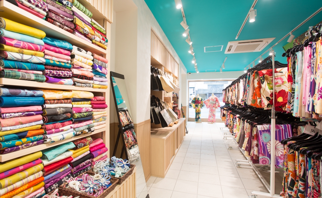 冈本和服租赁 清水东山店
