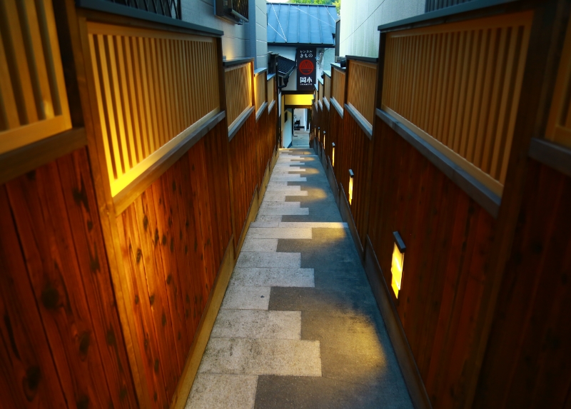 冈本和服租赁 清水店