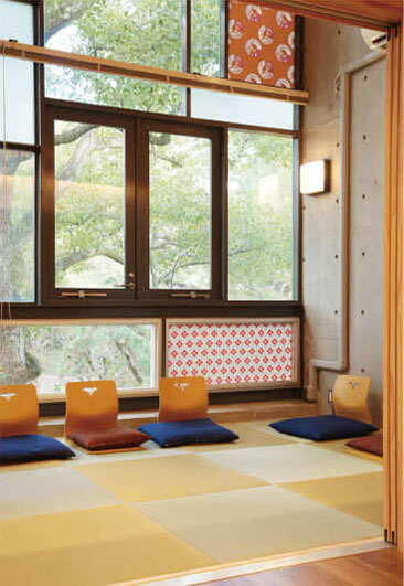 冈本和服租赁 八坂神社店